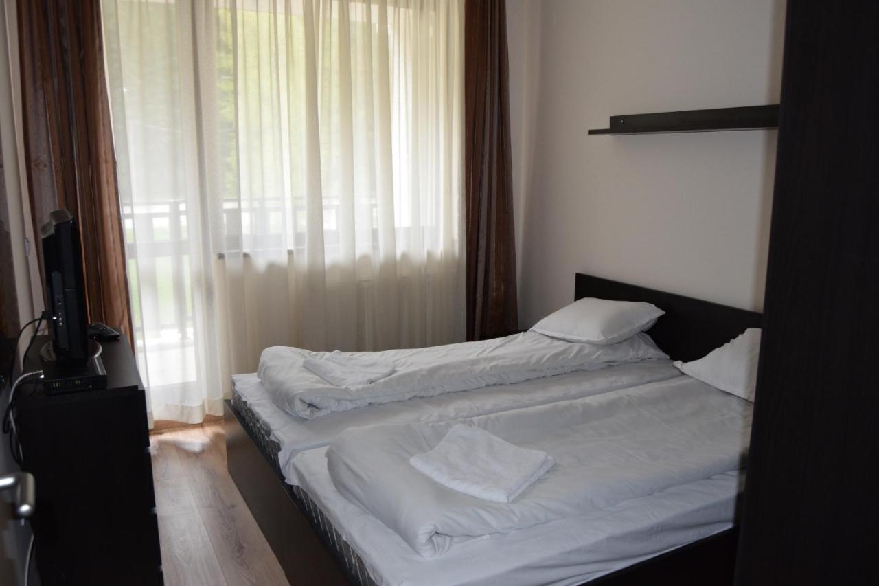 Borovets Holiday Apartments - Different Locations In ボロヴェッツ エクステリア 写真
