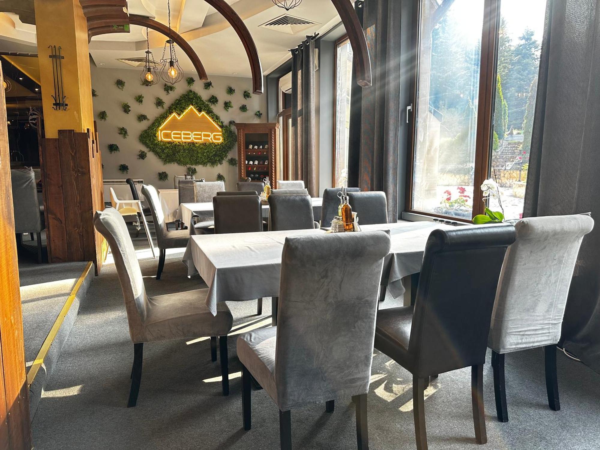 Borovets Holiday Apartments - Different Locations In ボロヴェッツ エクステリア 写真