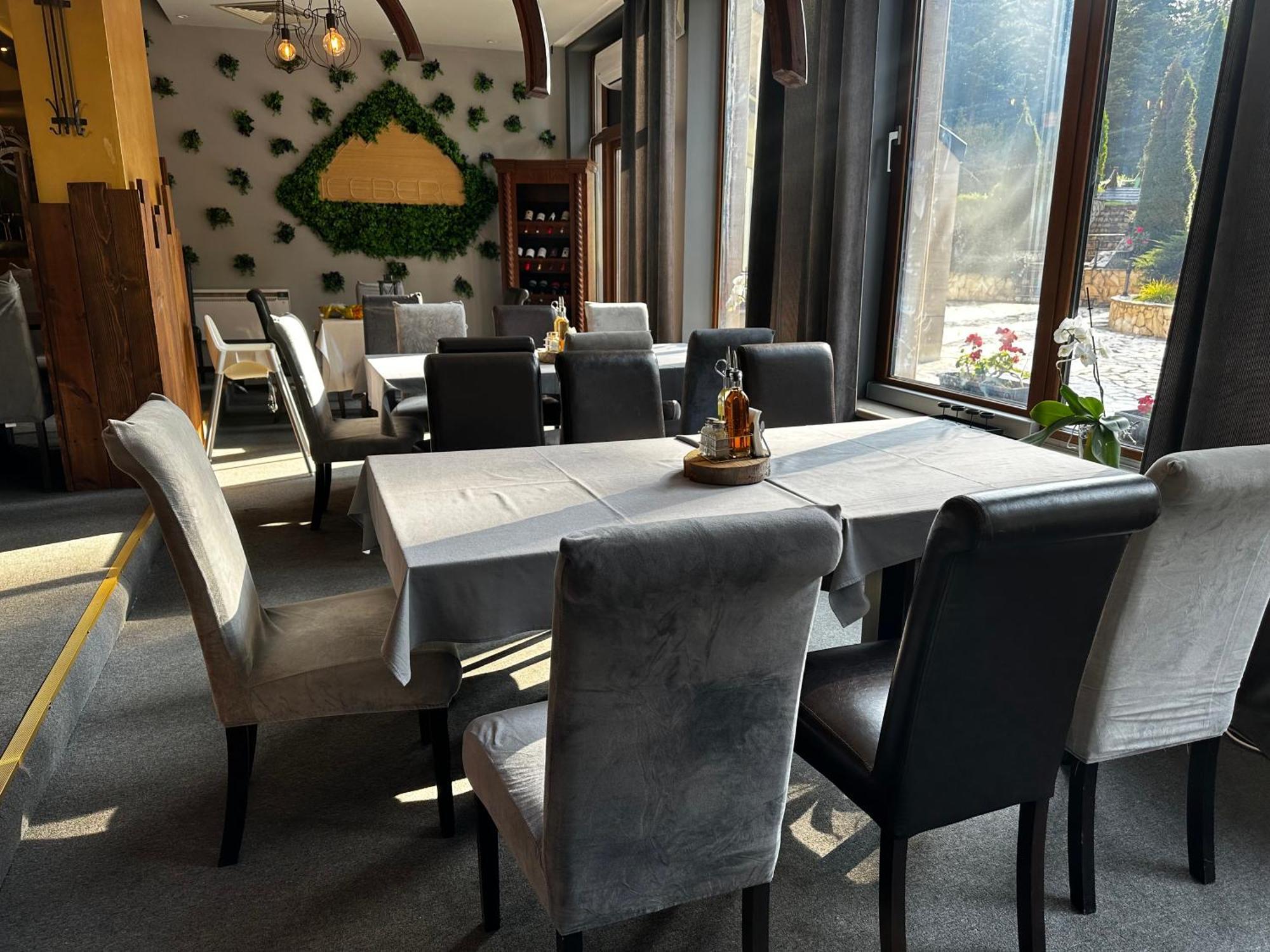 Borovets Holiday Apartments - Different Locations In ボロヴェッツ エクステリア 写真