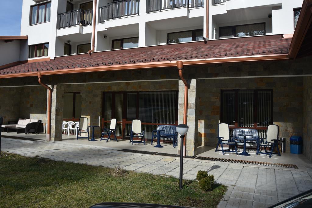 Borovets Holiday Apartments - Different Locations In ボロヴェッツ エクステリア 写真